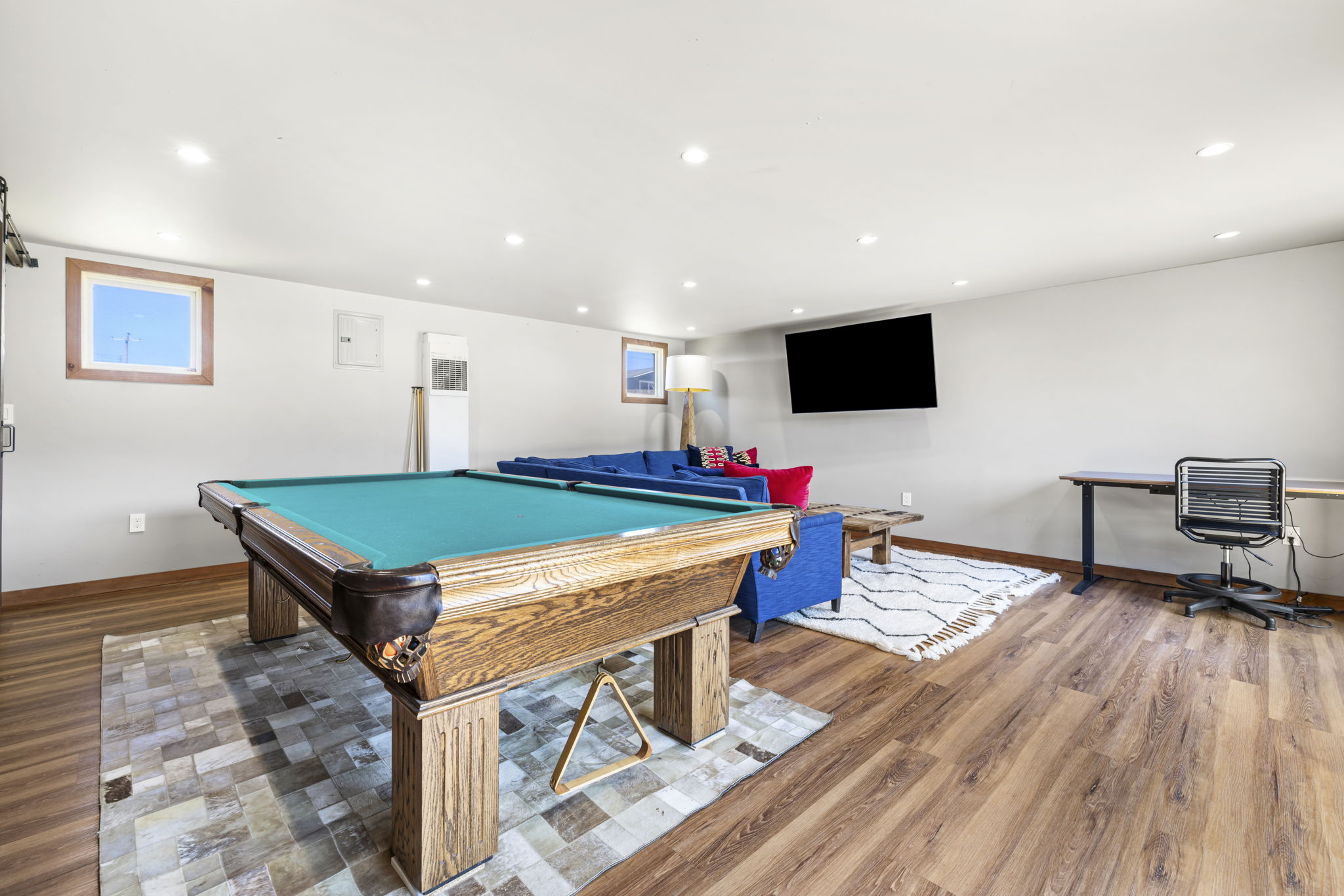 Game room with pool table